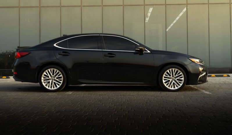 Lexus ES350 2016